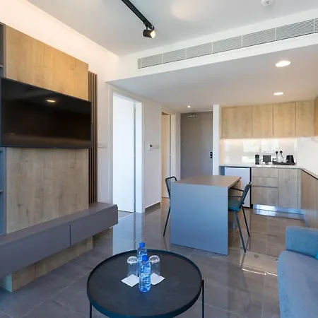 Quality Lodge, Bw Premier Collection Hotel Larnaca