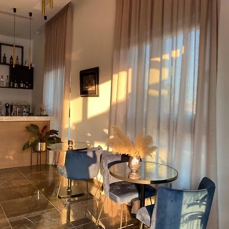 Quality Lodge, Bw Premier Collection Hotel Larnaca